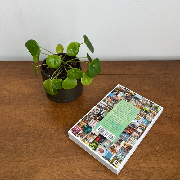 Book - 111 Museums in New York That You Must Not Miss - Picture 2 of 3